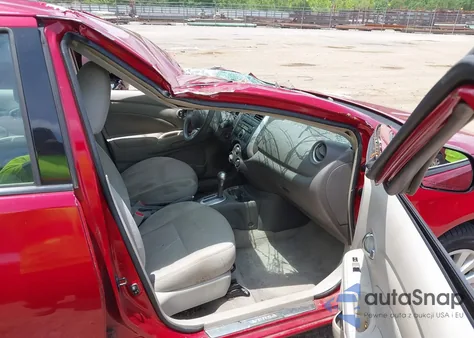 2014 Nissan Versa 1.6 Sv из США, поврежденный, VIN 3N1CN7AP7EL813173